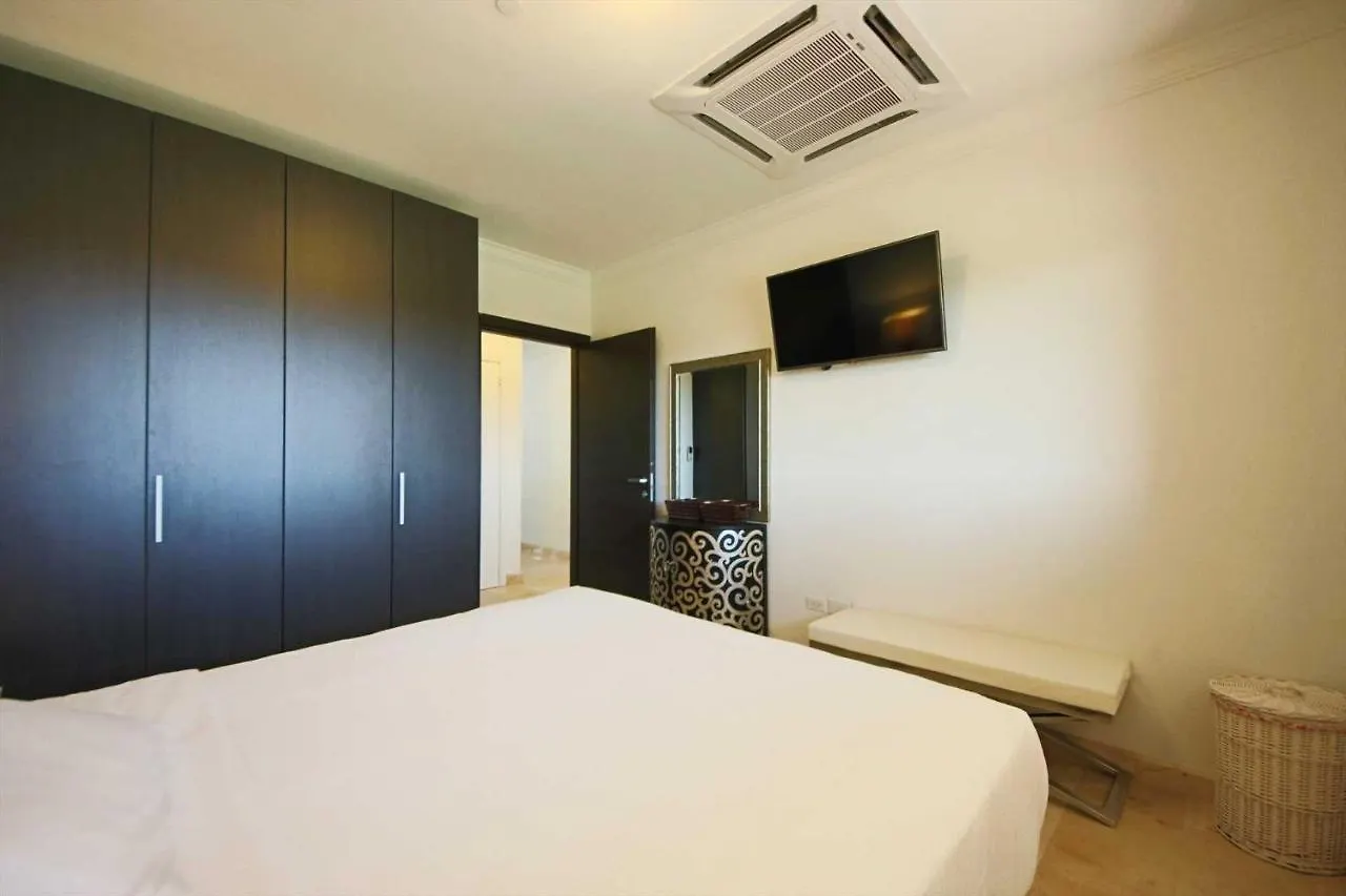 Apartment Aruba Stop By The Stop Club Palm Beach